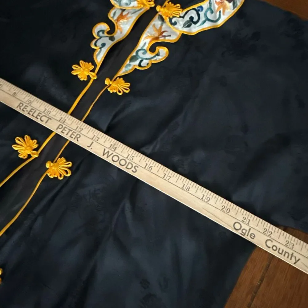 Vintage Jade Lantern Black Silk Embroidered Chinese Robe Duster Coat Floral Trim - Picture 14 of 16